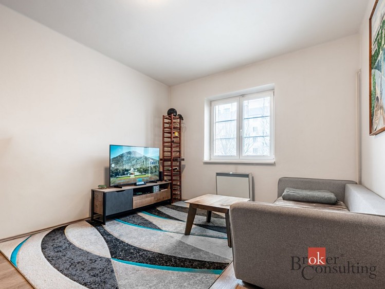 Prodej bytu 1+1 43 m² - foto 5