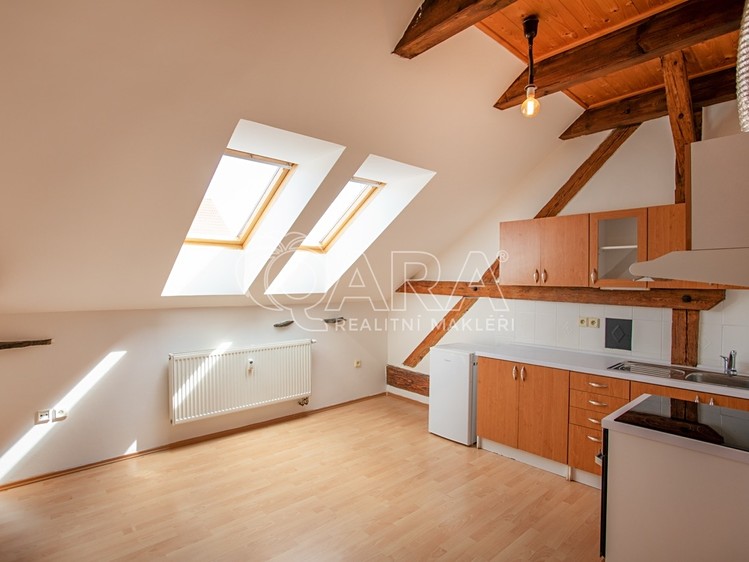 Prodej bytu 2+kk 41 m² (Mezonet) - foto 2