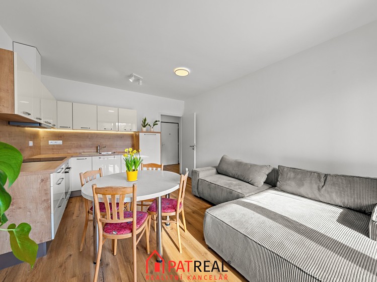 Prodej bytu 2+kk 79 m² - foto 4