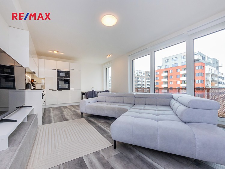 Prodej bytu 3+kk 84 m² (Jednopodlažní) - foto 1