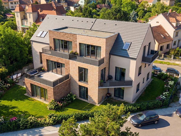 Prodej bytu 4+kk 95 m² (Podkrovní) - foto 1
