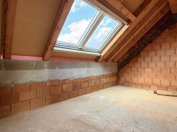 Prodej bytu 4+kk 95 m² (Podkrovní) - foto 6