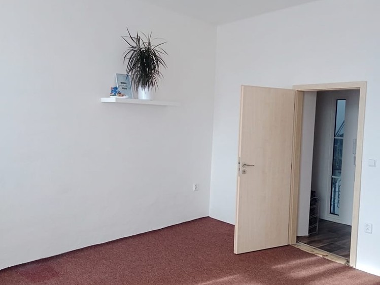 Prodej bytu 3+1 97 m² (Jednopodlažní) - foto 4