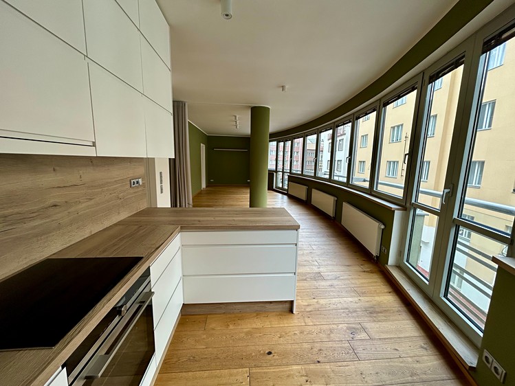 Prodej bytu 3+kk 99 m² (Jednopodlažní) - foto 1