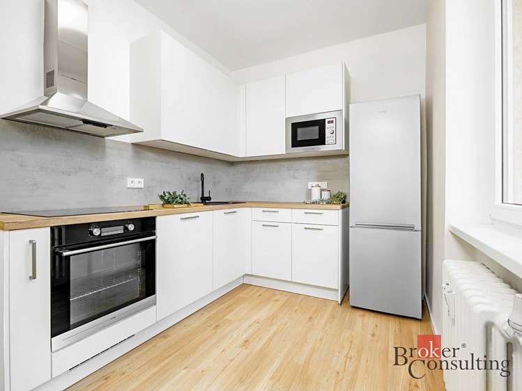 Prodej bytu 2+1 53 m² - foto 1