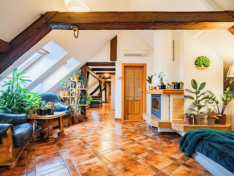 Prodej bytu atypické 295 m² (Mezonet) - foto 1