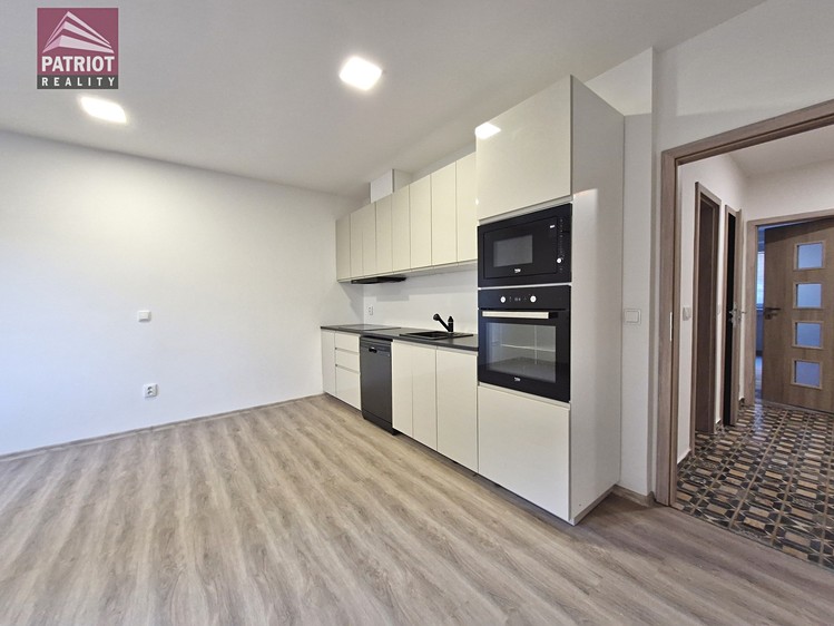 Prodej bytu 3+kk 82 m² - foto 2