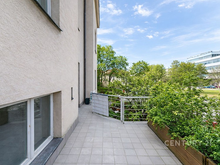 Prodej bytu 2+1 66 m² - foto 3