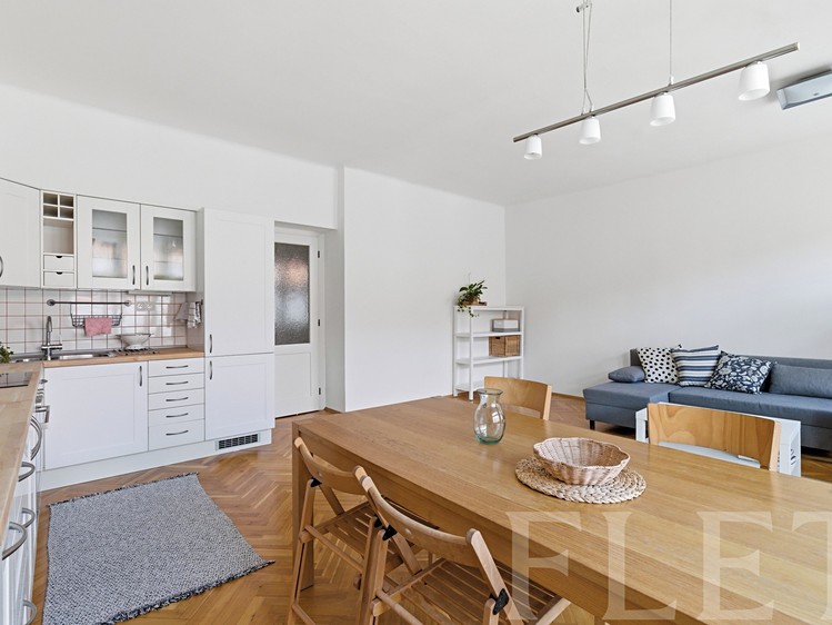 Prodej bytu 3+kk 93 m² (Jednopodlažní) - foto 2