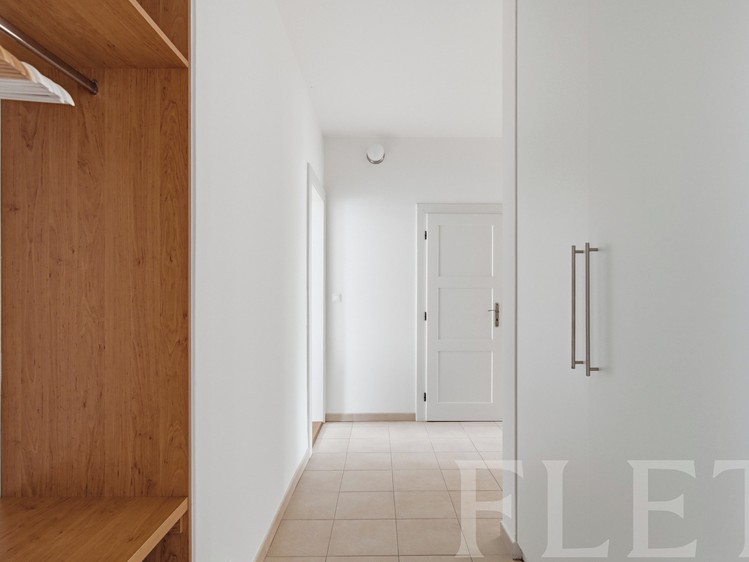Prodej bytu 3+kk 93 m² (Jednopodlažní) - foto 6