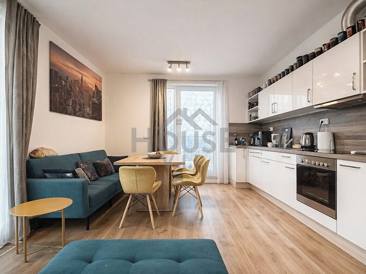 Prodej bytu 2+kk 49 m² (Jednopodlažní) - foto 1