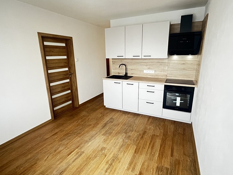 Prodej bytu 1+1 35 m² - foto 1