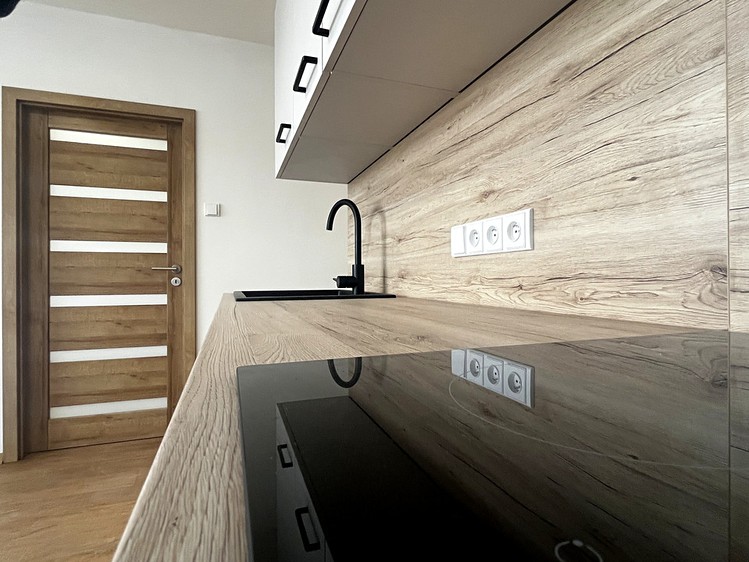 Prodej bytu 1+1 35 m² - foto 2