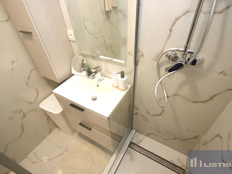 Prodej bytu 2+1 56 m² - foto 8