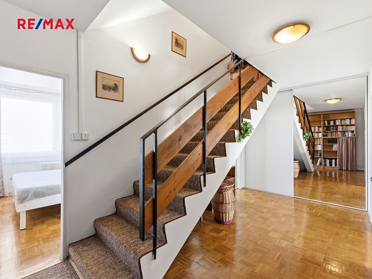 Prodej bytu 4+kk 80 m² (Mezonet) - foto 5