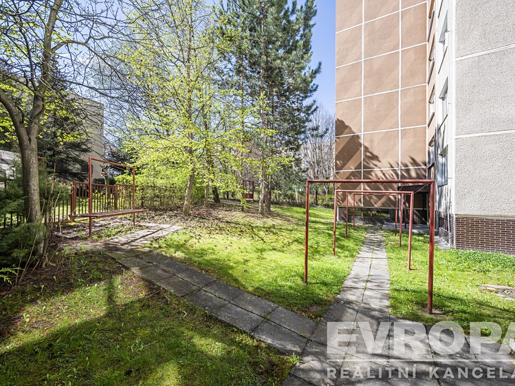 Prodej bytu 3+1 77 m² - foto 4