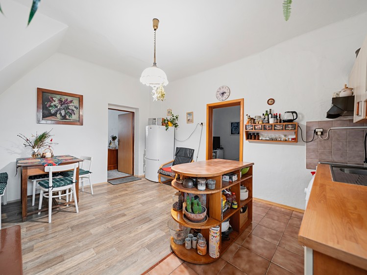 Prodej bytu 5+1 140 m² (Jednopodlažní) - foto 2