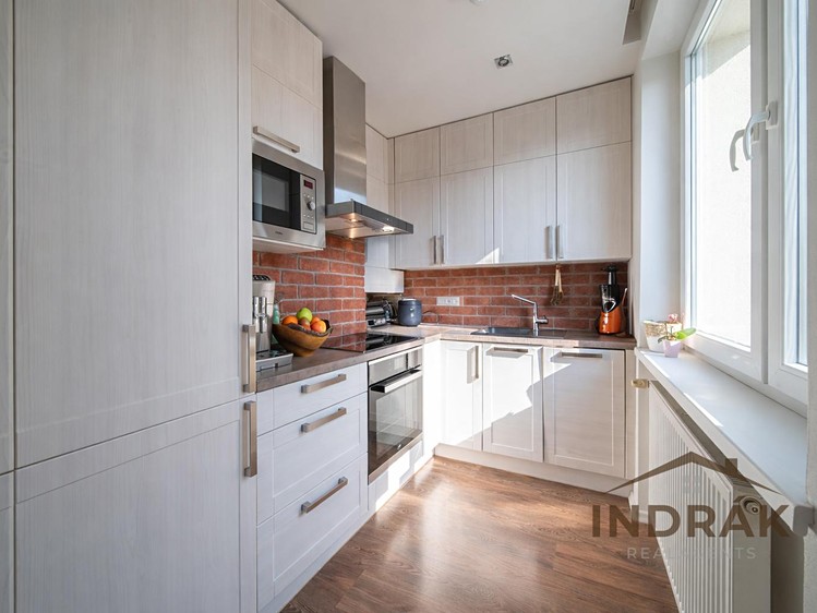 Prodej bytu 3+1 72 m² - foto 3