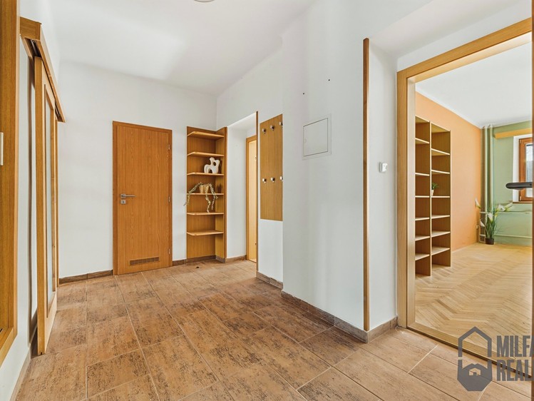 Prodej bytu 2+1 64 m² - foto 4