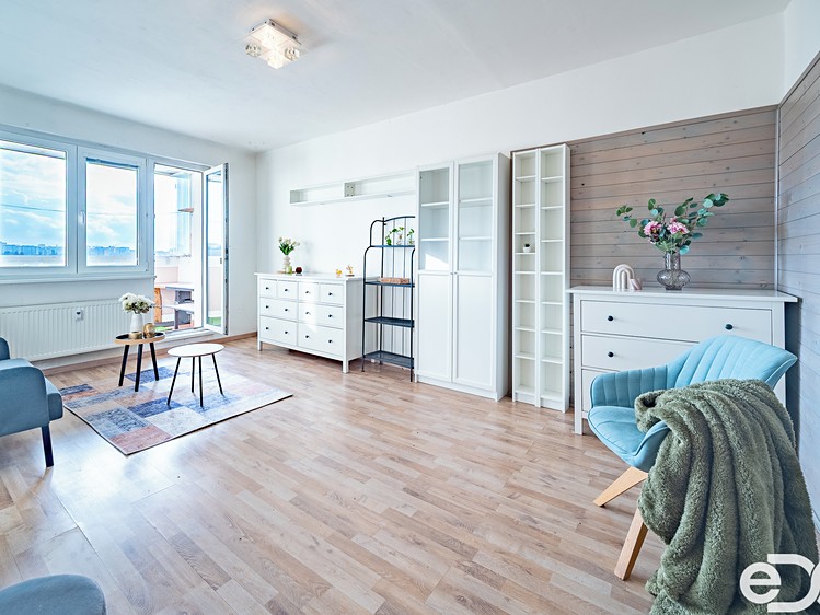 Prodej bytu 2+1 51 m² (Jednopodlažní) - foto 1