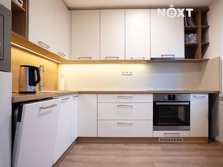 Prodej bytu 3+1 68 m² - foto 1