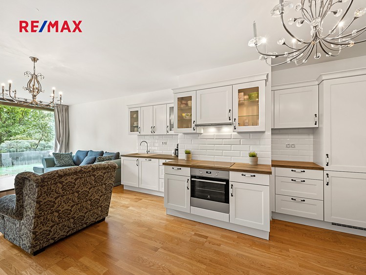 Prodej bytu 2+kk 84 m² (Jednopodlažní) - foto 4