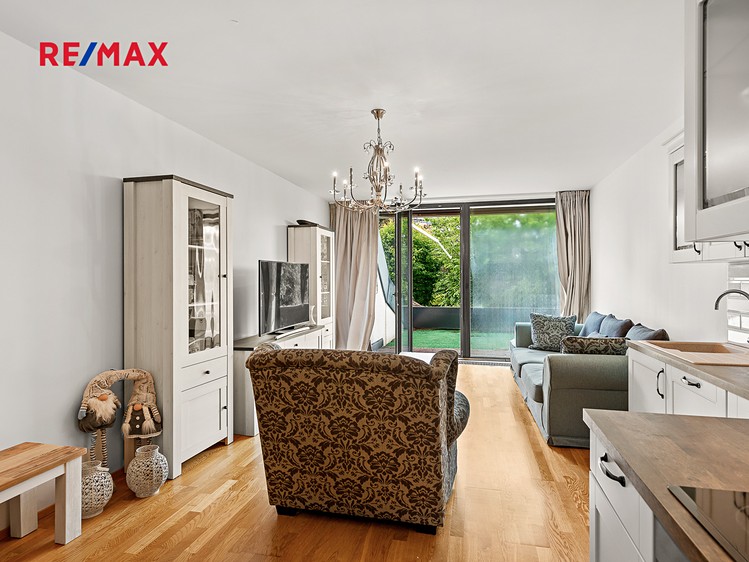Prodej bytu 2+kk 84 m² (Jednopodlažní) - foto 8