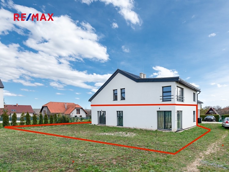 Prodej bytu 4+kk 124 m² (Jednopodlažní) - foto 1
