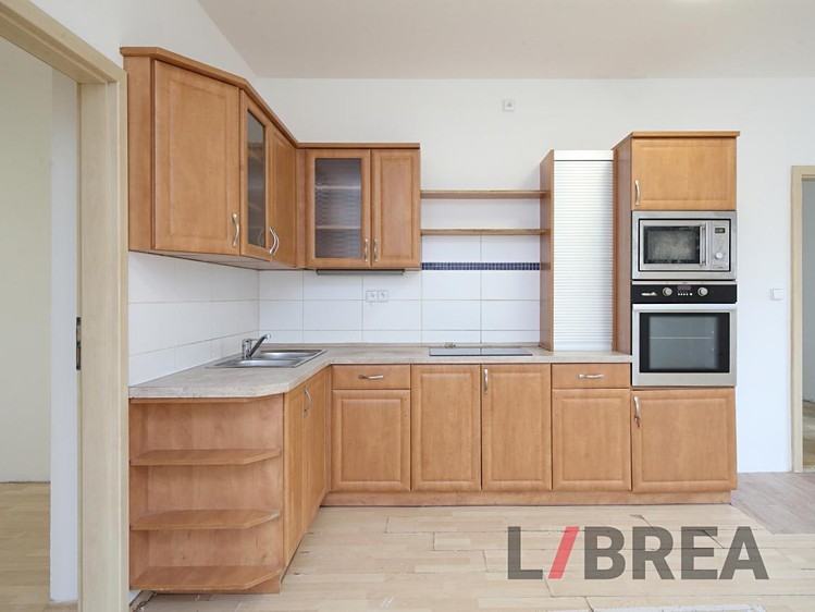 Prodej bytu 3+kk 71 m² (Jednopodlažní) - foto 4