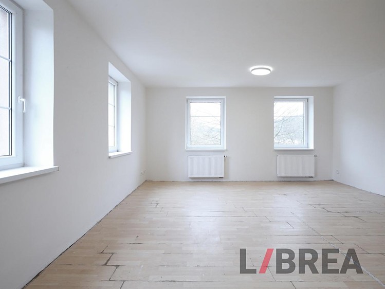 Prodej bytu 3+kk 71 m² (Jednopodlažní) - foto 7