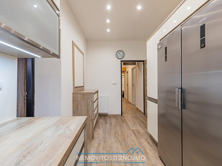 Prodej bytu 4+1 130 m² (Loft) - foto 4