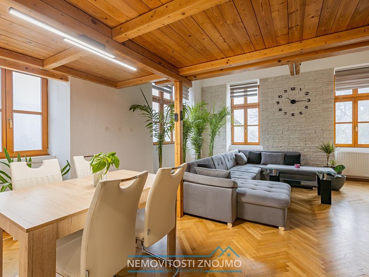 Prodej bytu 4+1 130 m² (Loft) - foto 6