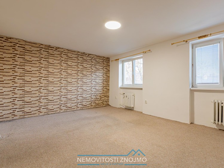 Prodej bytu 3+1 70 m² - foto 3