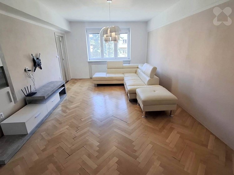 Pronájem bytu 3+1 100 m² - foto 3