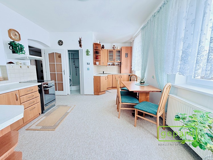 Pronájem bytu 2+1 68 m² - foto 3