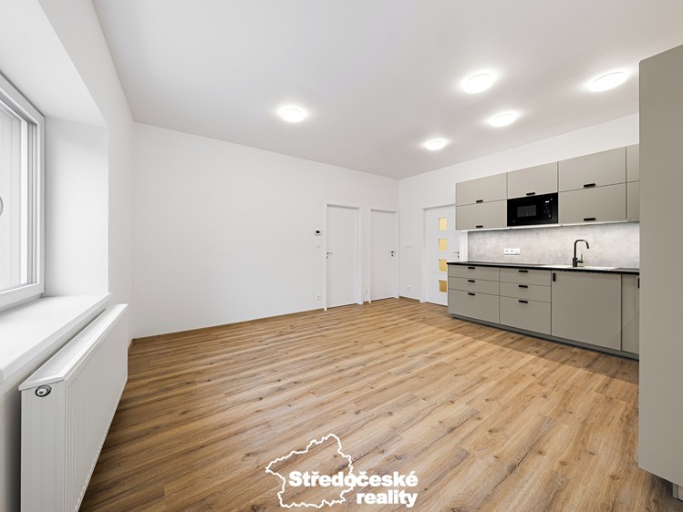 Pronájem bytu 3+kk 56 m² - foto 4