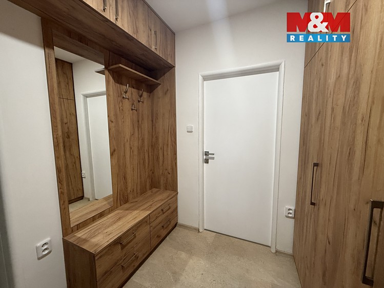 Pronájem bytu 2+1 59 m² - foto 8