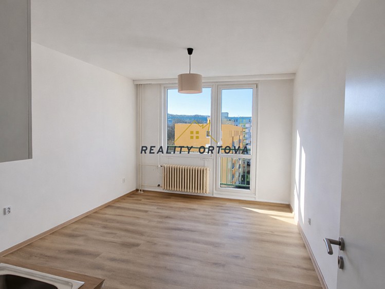 Pronájem bytu 1+kk 30 m² - foto 3