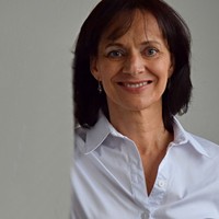 Ivana Luštincová