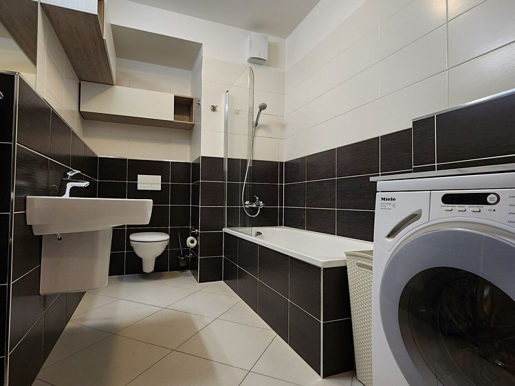 Pronájem bytu 2+kk 52 m² (Jednopodlažní) - foto 7