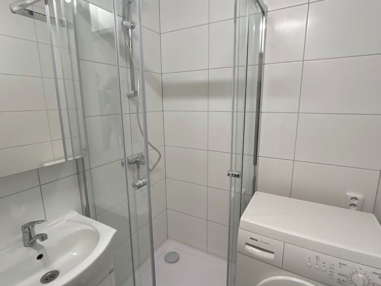 Pronájem bytu 2+1 57 m² - foto 5