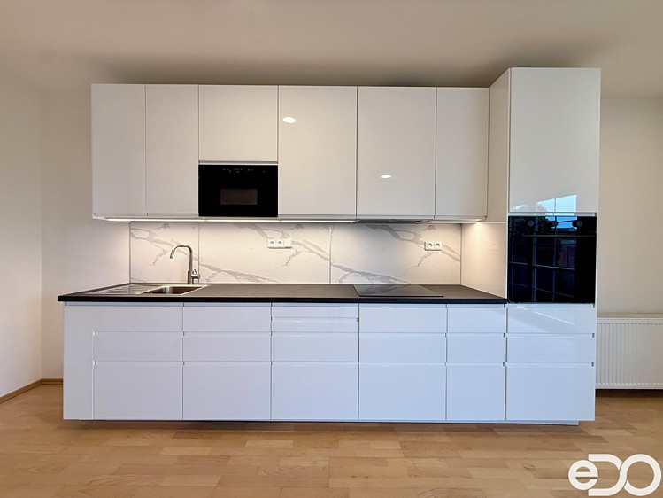 Pronájem bytu 3+kk 73 m² - foto 4