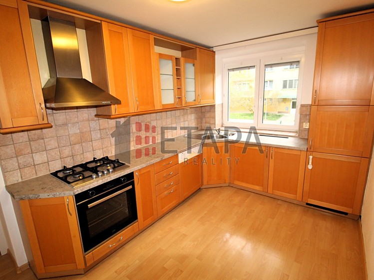 Pronájem bytu 2+1 57 m² - foto 3