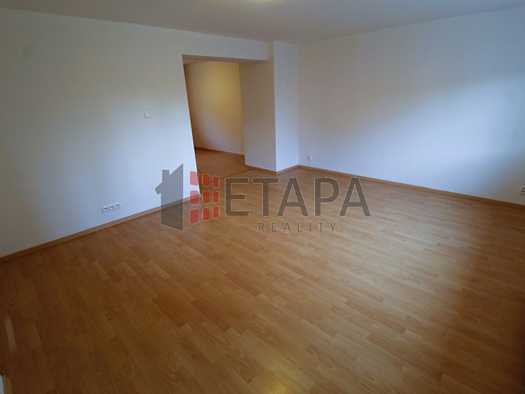 Pronájem bytu 2+1 57 m² - foto 7
