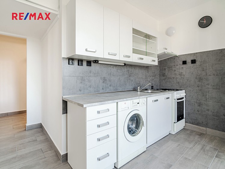Pronájem bytu 1+1 40 m² - foto 1