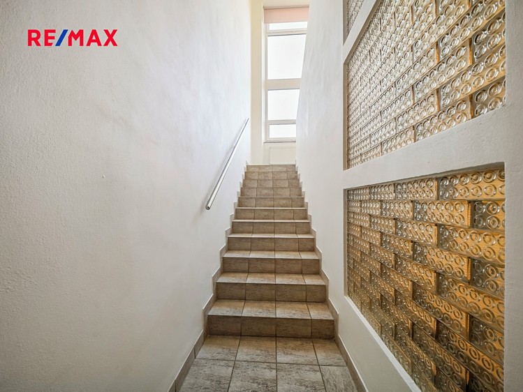 Pronájem bytu 4+1 127 m² - foto 3