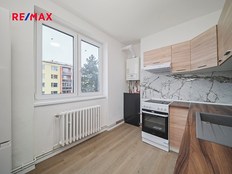 Pronájem bytu 2+1 51 m² - foto 3