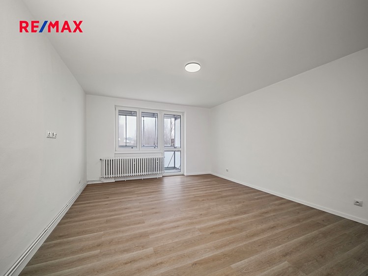 Pronájem bytu 2+1 51 m² - foto 6