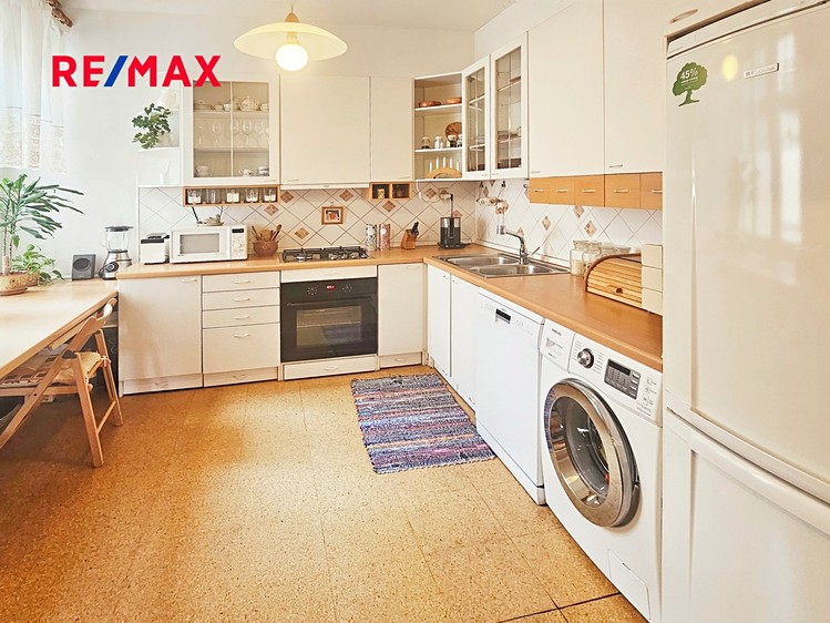 Pronájem bytu 4+1 119 m² - foto 4