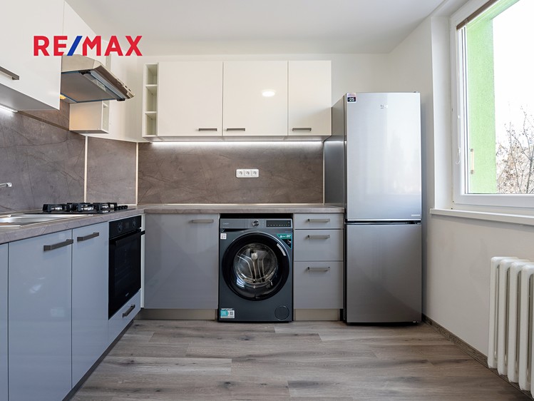 Pronájem bytu 4+1 85 m² - foto 2
